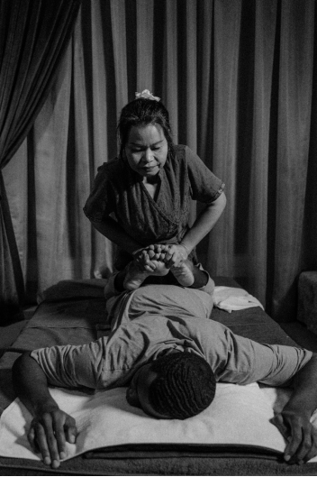  a person getting a relaxing massage