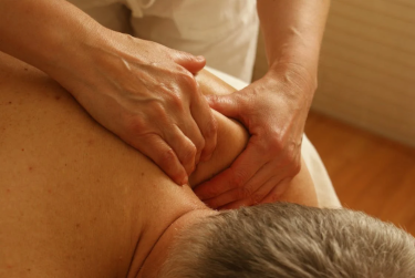 Massage-shoulders-hands 